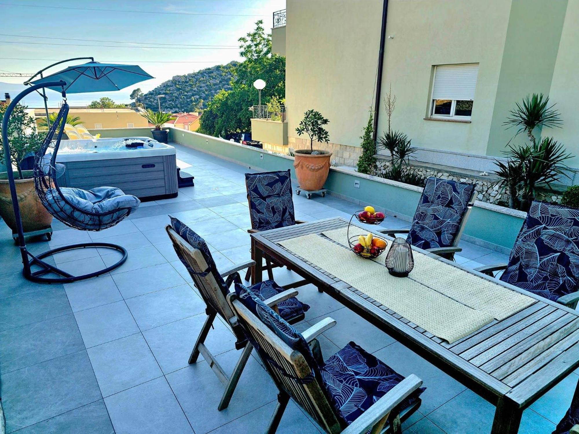 Apartment Tomic 2 Makarska Ngoại thất bức ảnh