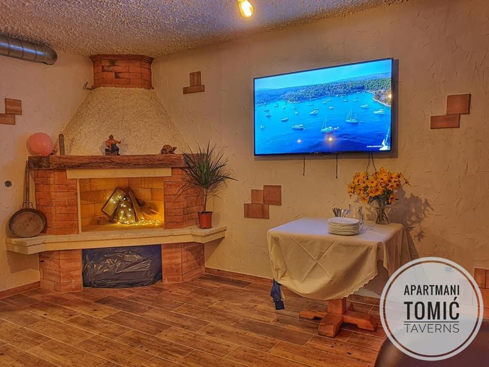Apartment Tomic 2 Makarska Ngoại thất bức ảnh
